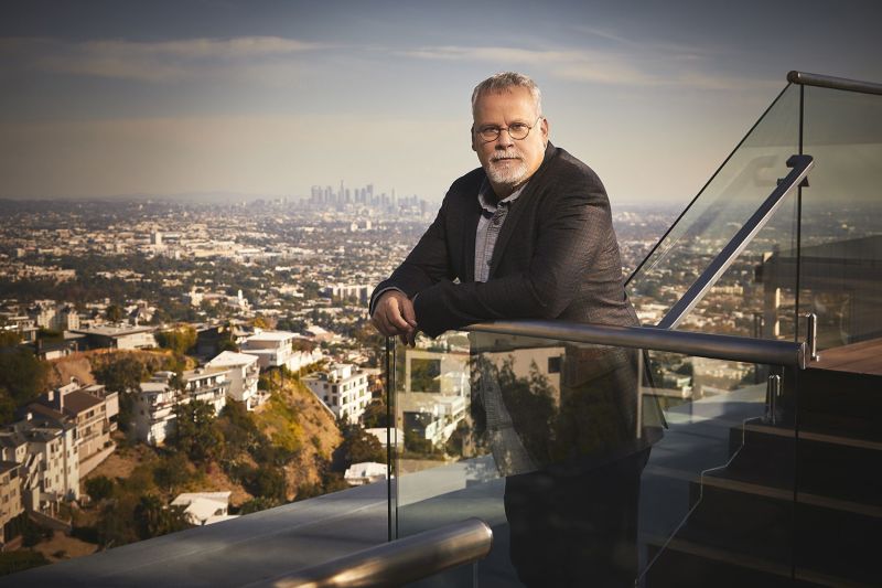 Michael Connelly Author - Bosh Amazon. Iconic writer and novelist, Los Angeles CA