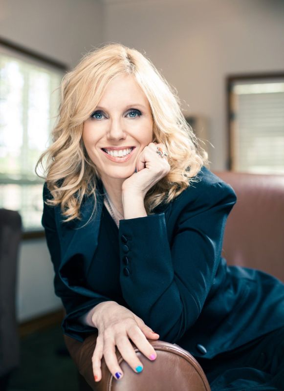 Claudia Lonow - American actress, comedian, television writer and producer: "How to Live with Your Parents"